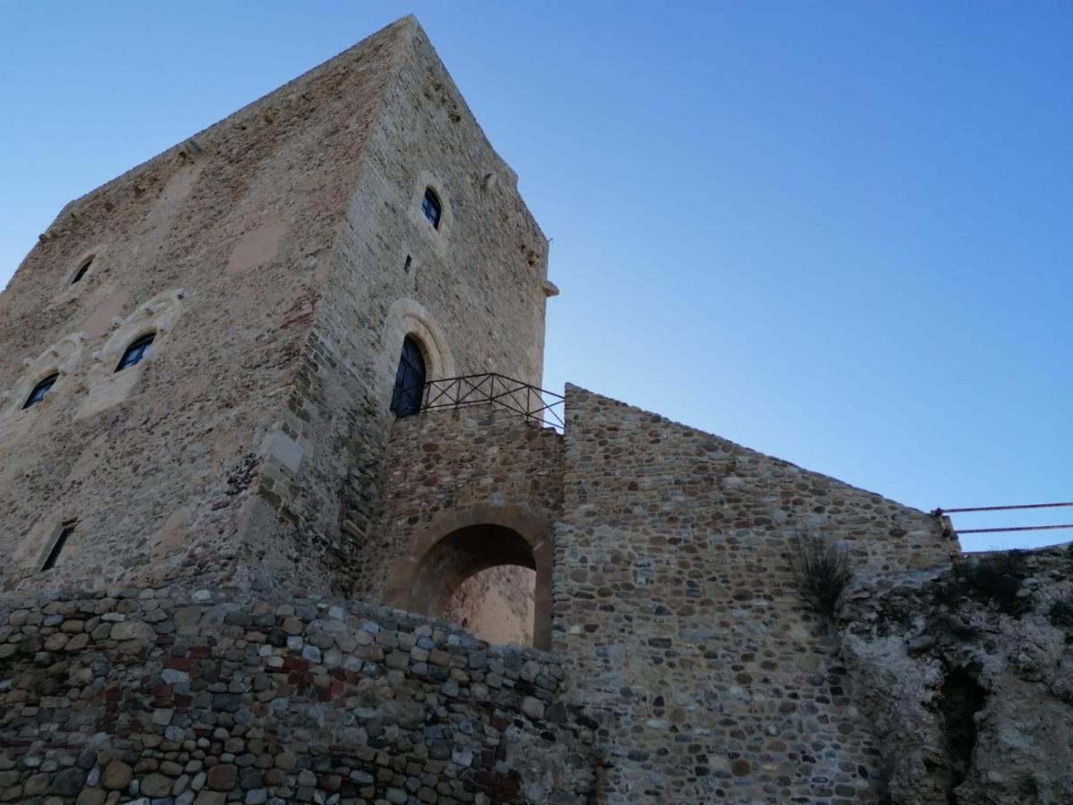 Momaliar House Villa Campofelice Di Roccella Exteriör bild